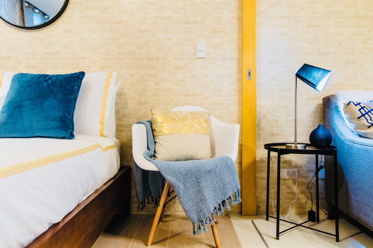 One Uptown Residence Bgc Pateros Zewnętrze zdjęcie